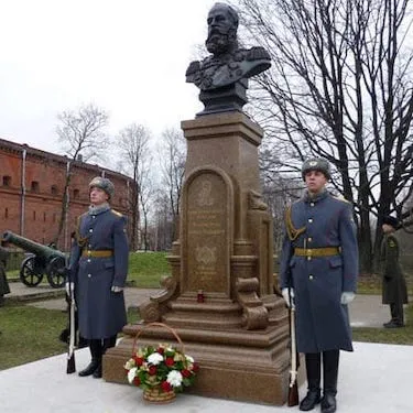 Мемориальные комплексы